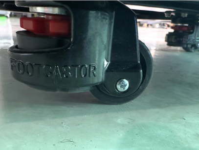 Bottom base with 4 wheels